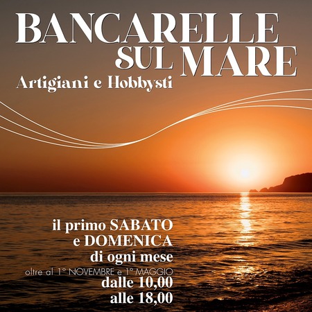 Bancarelle sul mare